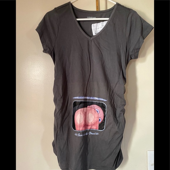 Cafepress Maternity Shirt “Buns in The Oven” - Picture 1 of 1